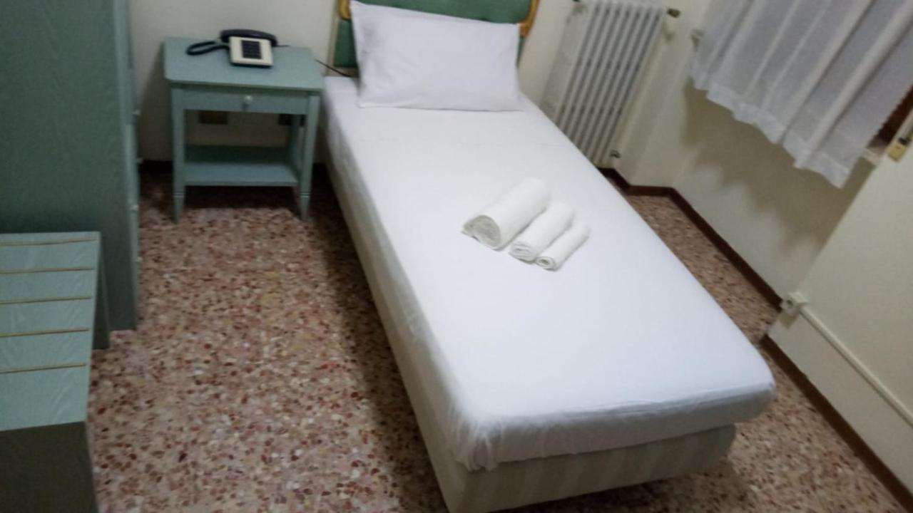 Hotel Primarosa ซัลโซมัจโจเรแตร์เม ภายนอก รูปภาพ