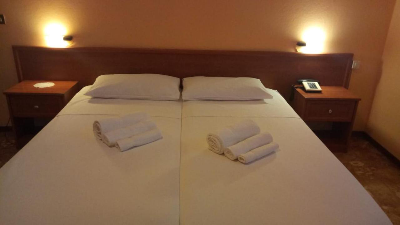 Hotel Primarosa ซัลโซมัจโจเรแตร์เม ภายนอก รูปภาพ
