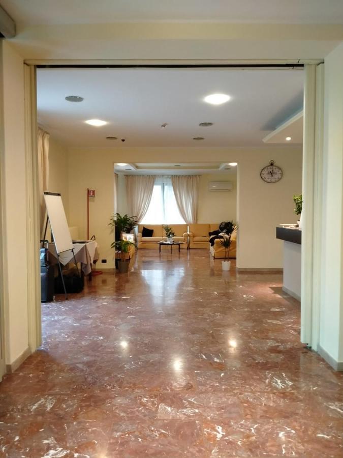 Hotel Primarosa ซัลโซมัจโจเรแตร์เม ภายนอก รูปภาพ